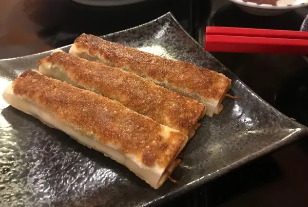 餃子荘紅蜥蜴