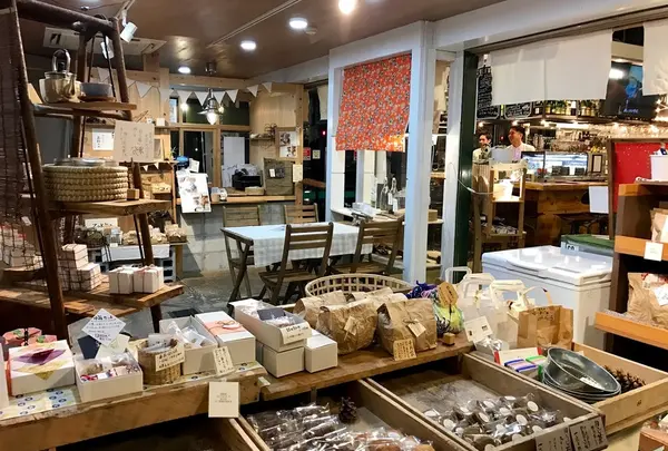 ひろめ市場