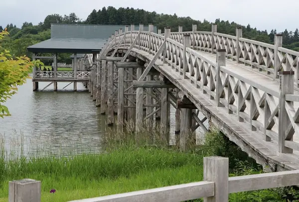 鶴の舞橋