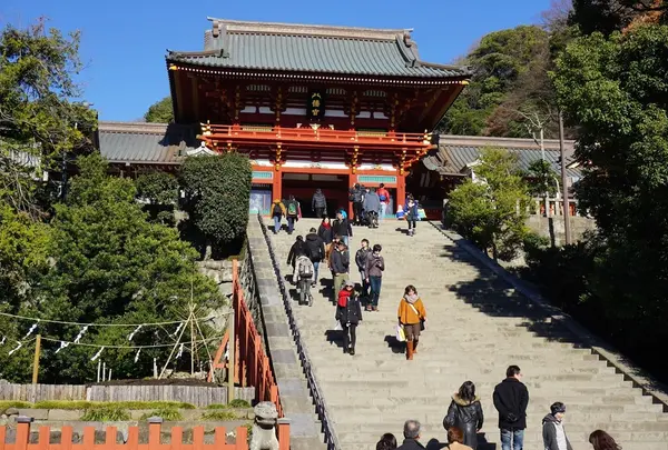 鶴岡八幡宮