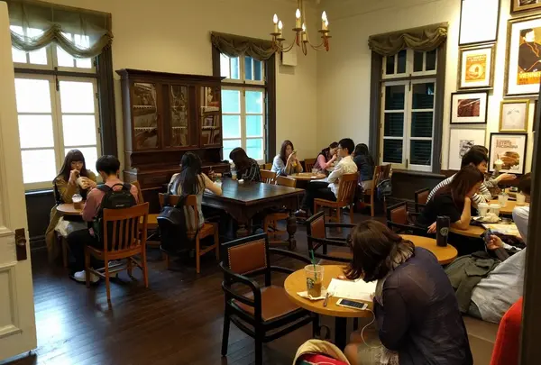 スターバックス・コーヒー 神戸北野異人館店（STARBUCKS COFFEE）