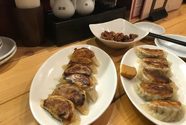 恵比寿 七福餃子楼