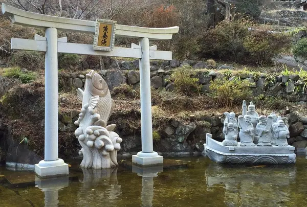 黄金池