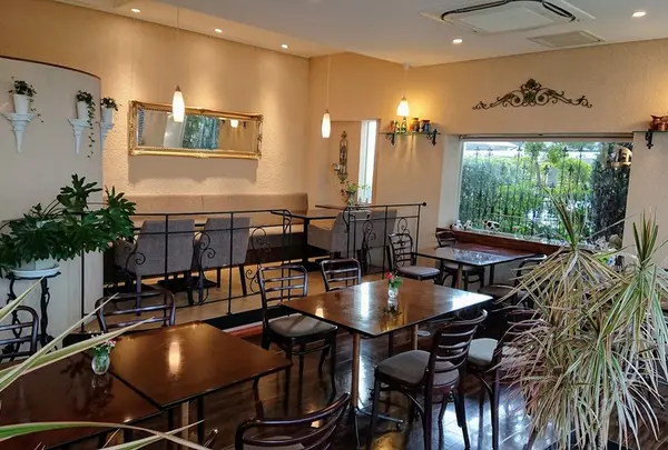 ヨーグルト専門店 モーニング 菜根本店