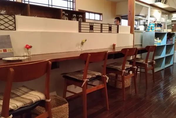 カフェ・ポステン