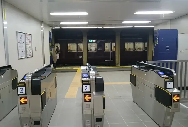 西院駅