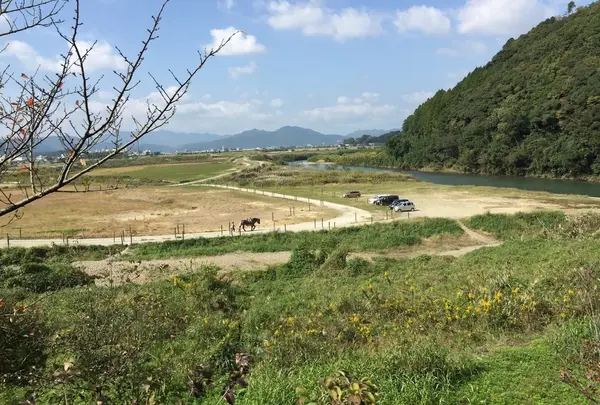馬堀駅