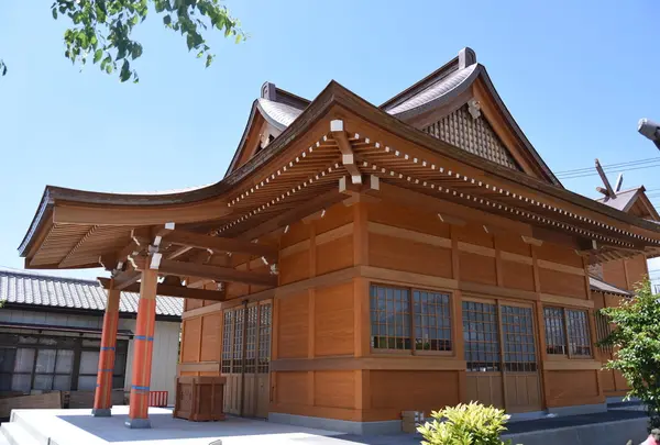 於菊稲荷神社