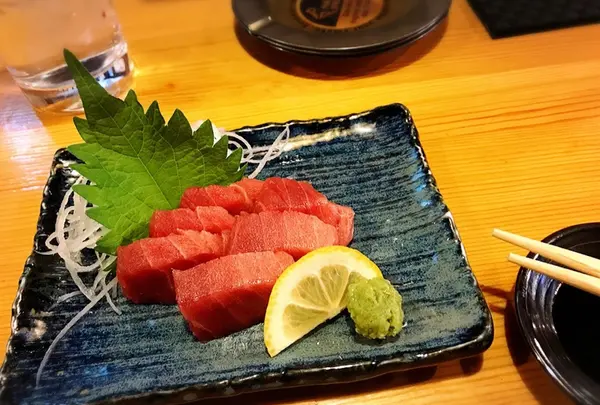 呑み処 よろずや
