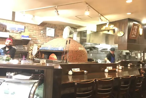 ラ・ピッコラ・ターヴォラ（La Piccola Tavola）