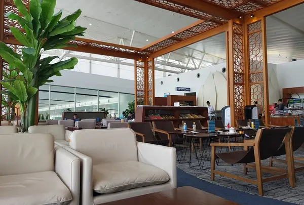 ノイバイ国際空港