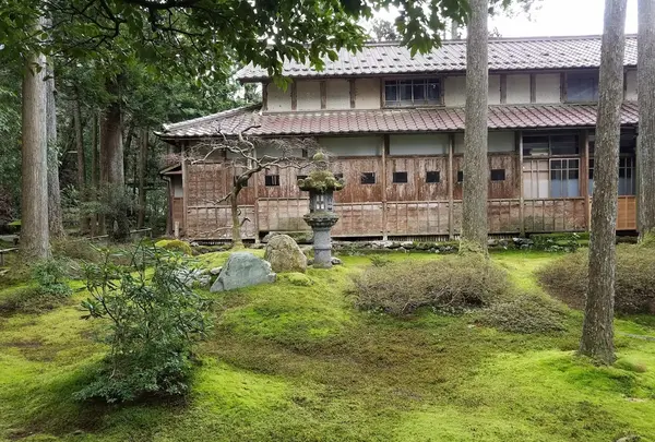 苔の里
