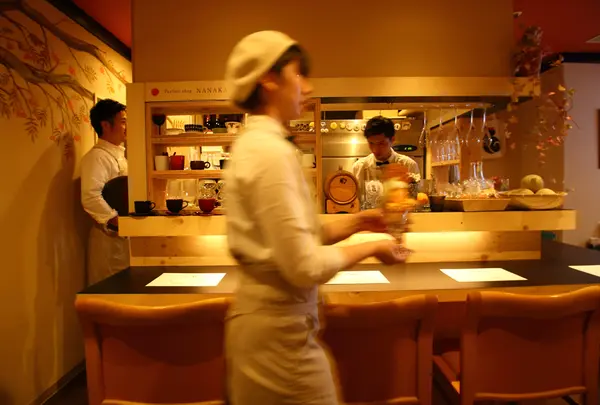 夜パフェ専門店 ななかま堂