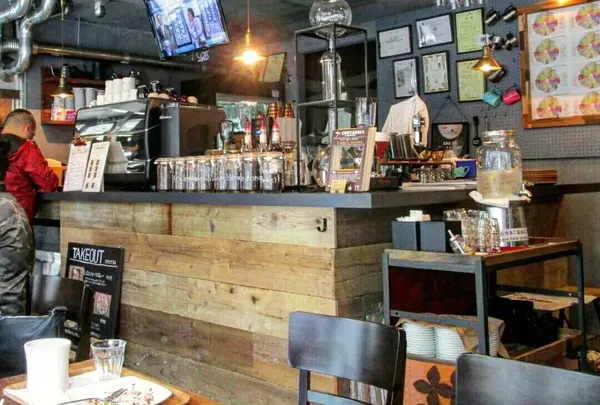 ONIYANMA COFFEE&BEER（オニヤンマ コーヒーアンドビア）