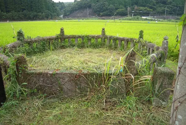 知覧武家屋敷周辺おすすめスポット【豊玉姫陵】