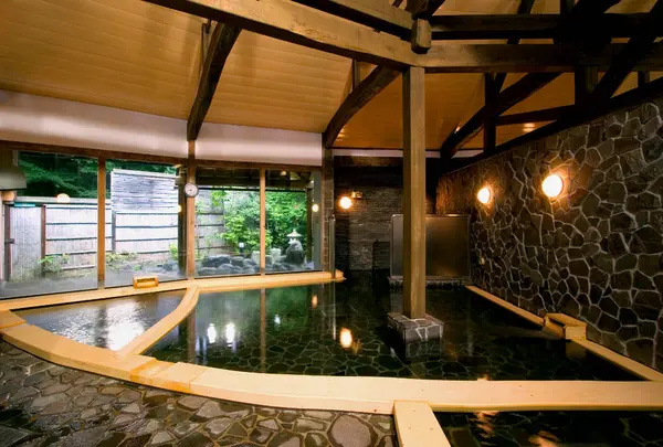 山中湖平野温泉「石割の湯」
