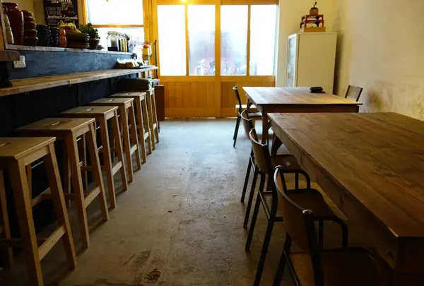 ONE TABLE