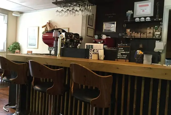 フランクリンズカフェ(Franklin's Cafe)