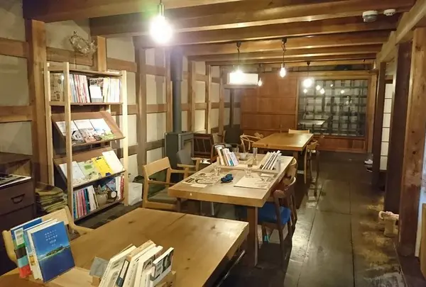 インテリアショップ＆カフェ momotose（モモトセ）
