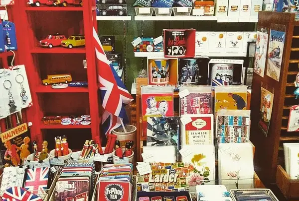 ＣＯＴＳＷＯＬＤＳ 吉祥寺店