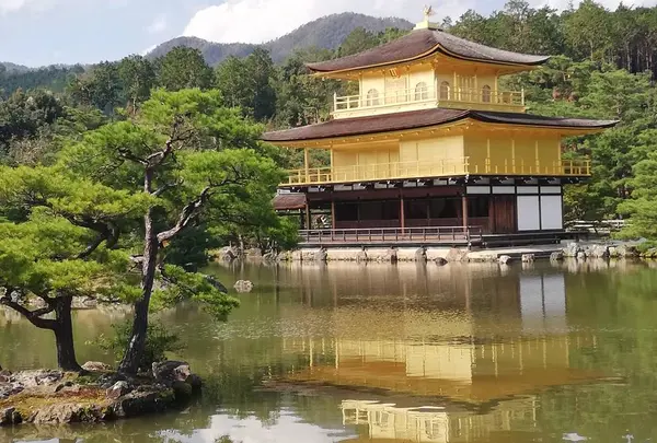 金閣寺（鹿苑寺）