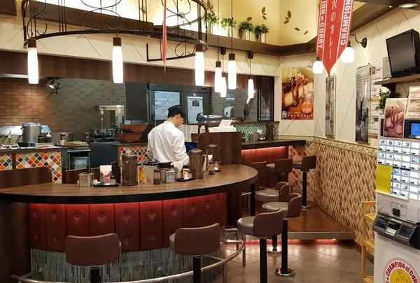 カレーのチャンピオン近江町店