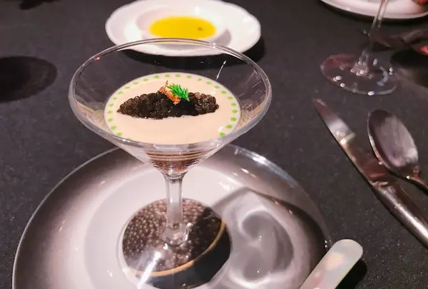 ラ ターブル ドゥジョエル・ロブション