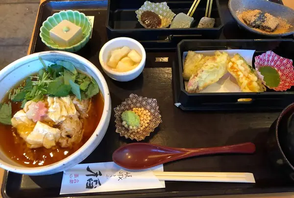嵯峨とうふ稲 北店