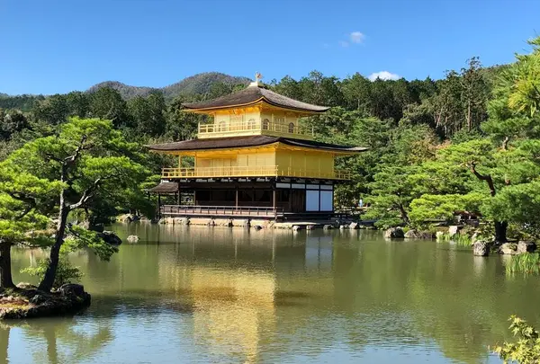 金閣寺（鹿苑寺）