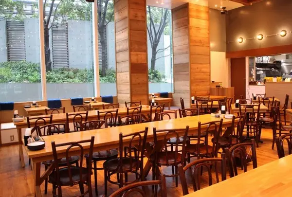 NIHONBASHI BREWERY. T.S（日本橋ブルワリー 東京ステーション）