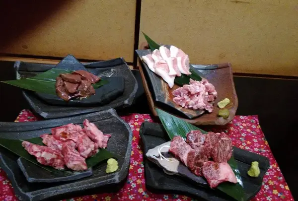 溶岩焼 薩摩屋 霧島本店