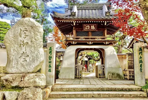 浮御堂（海門山満月寺）