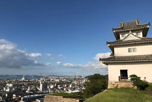 丸亀城
