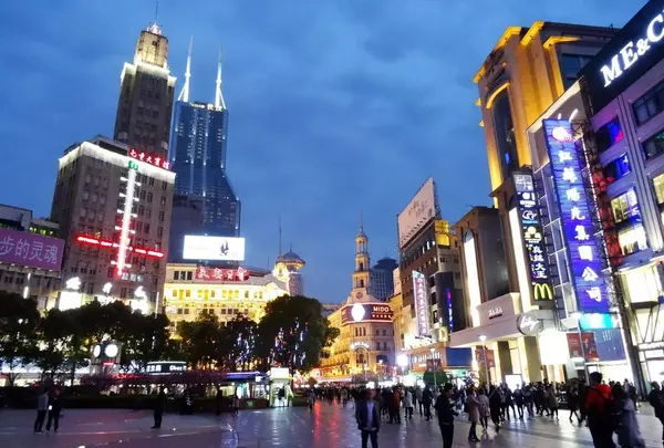 南京東路