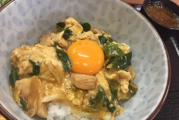 とり新