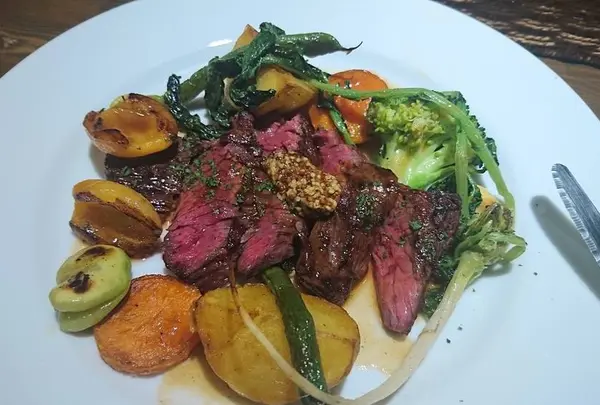 ん bistro