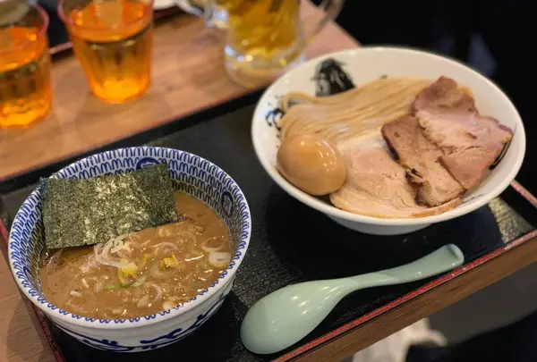 〔成田①4階〕日本の中華そば富田