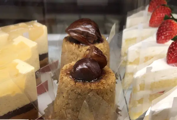 クレマスイーツ