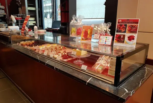ラ ブティック ドゥ ジョエル・ロブション 丸の内店