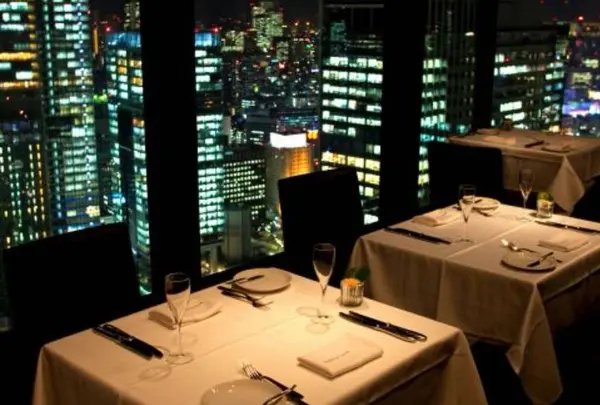 BREEZE OF TOKYO