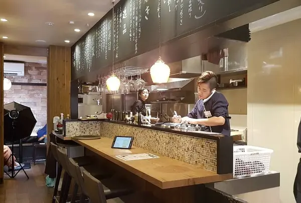 肉割烹バル 牛牛 GYUGYU