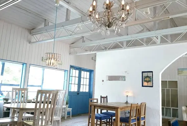 キッチンと海・・・