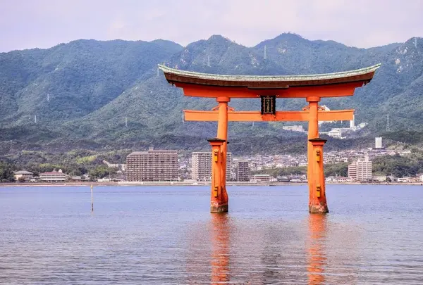 厳島神社