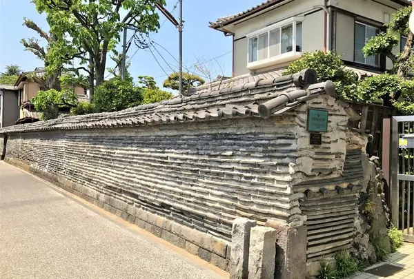 観音寺 築地塀