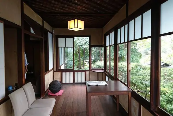 聴竹居