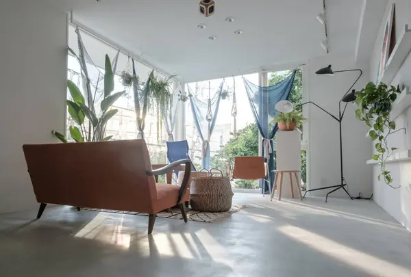 Shelter KUKO cafe&gallery