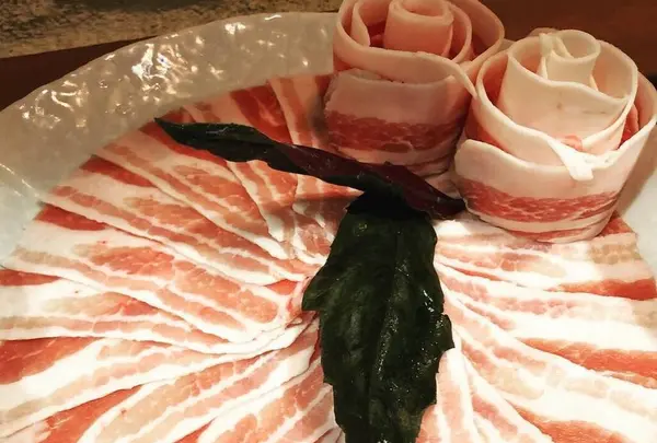 島しゃぶしゃぶNAKAMA