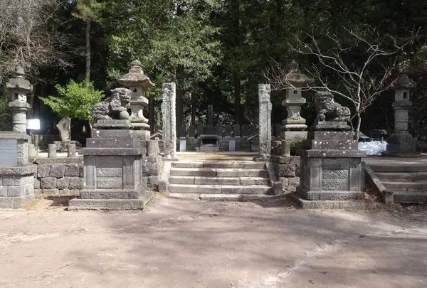 白虎隊士墓所