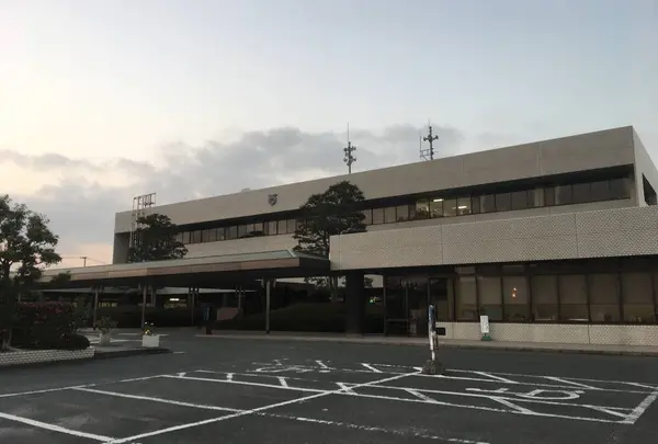 粕屋町役場