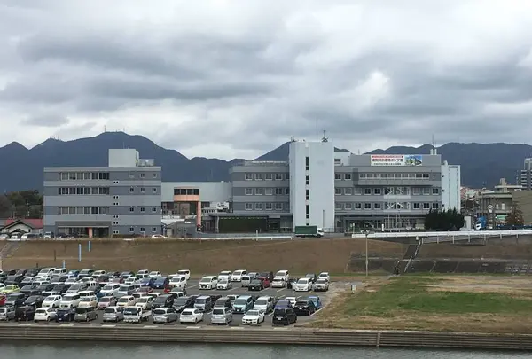 中間市役所